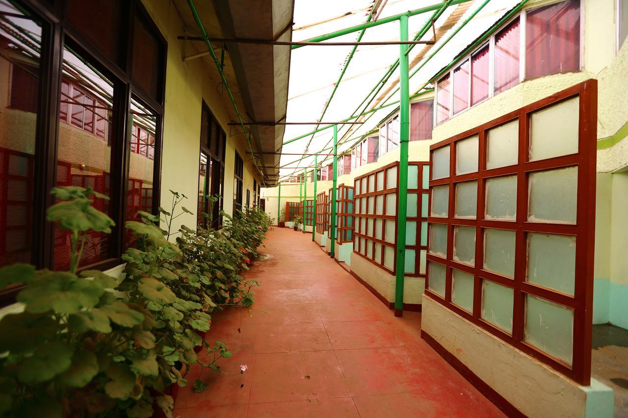 Hotel Charring Cross Ooty Dış mekan fotoğraf