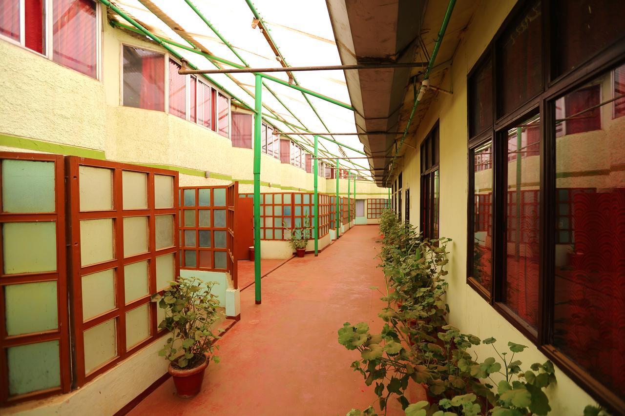 Hotel Charring Cross Ooty Dış mekan fotoğraf