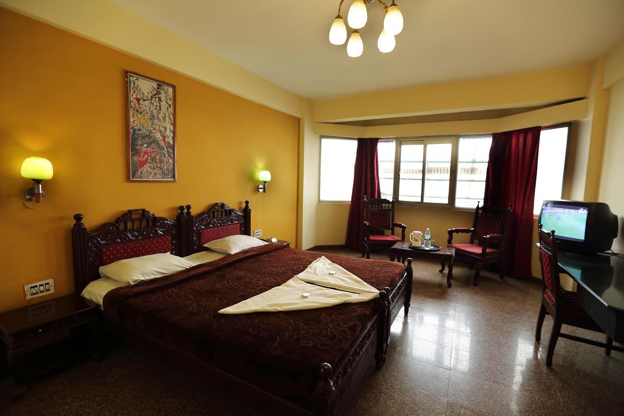 Hotel Charring Cross Ooty Dış mekan fotoğraf